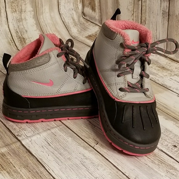 nike duck boots kids